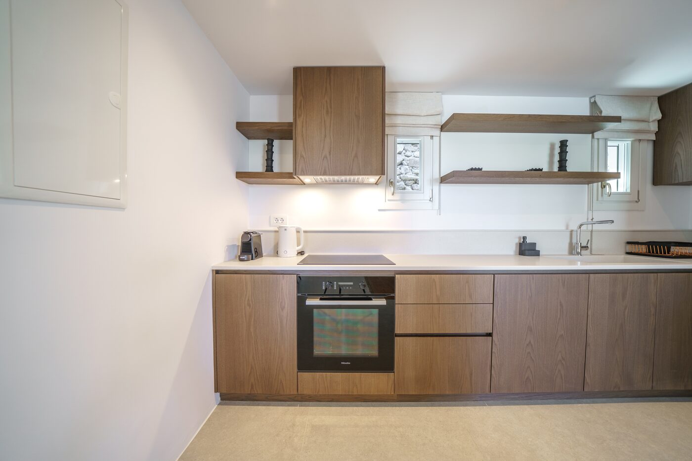 Villa Catherine fully equipped kitchen with oak cabinetry