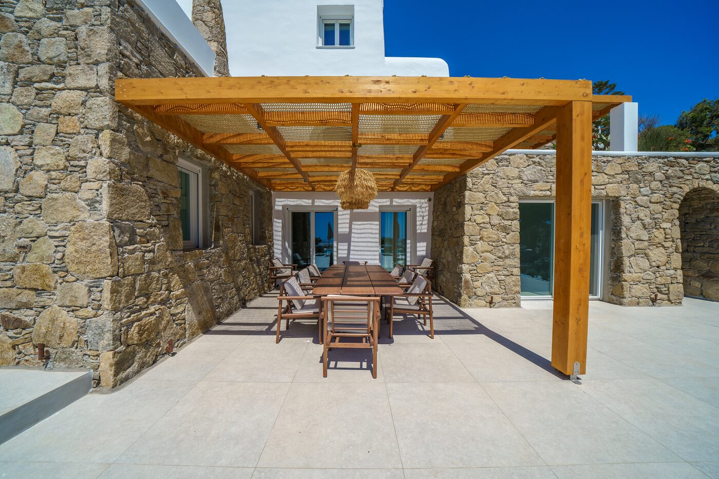 Mykonos Restaurants: Where to Eat Like a Local in 2026