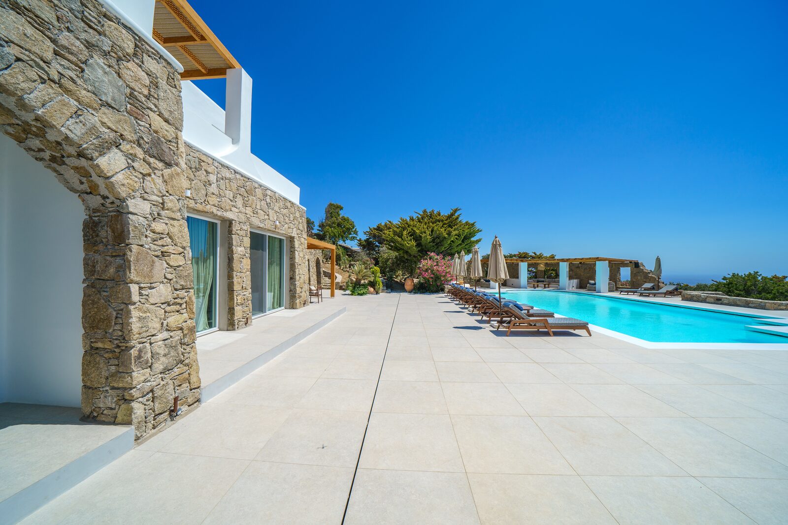 Villa Afrodite — The Stone Retreat